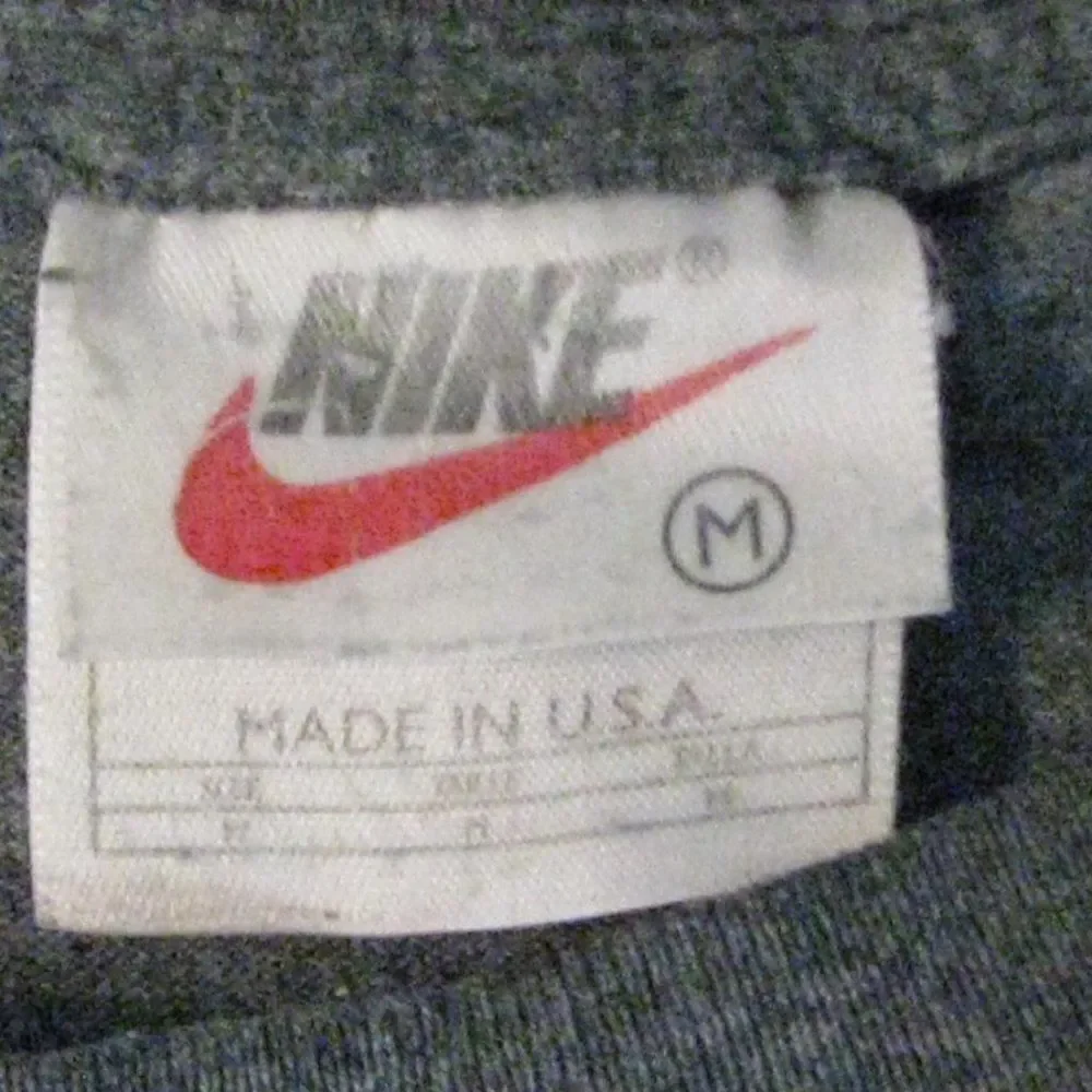 Vintage Nike Center Swoosh Soccer Football Graphic T-Shirt